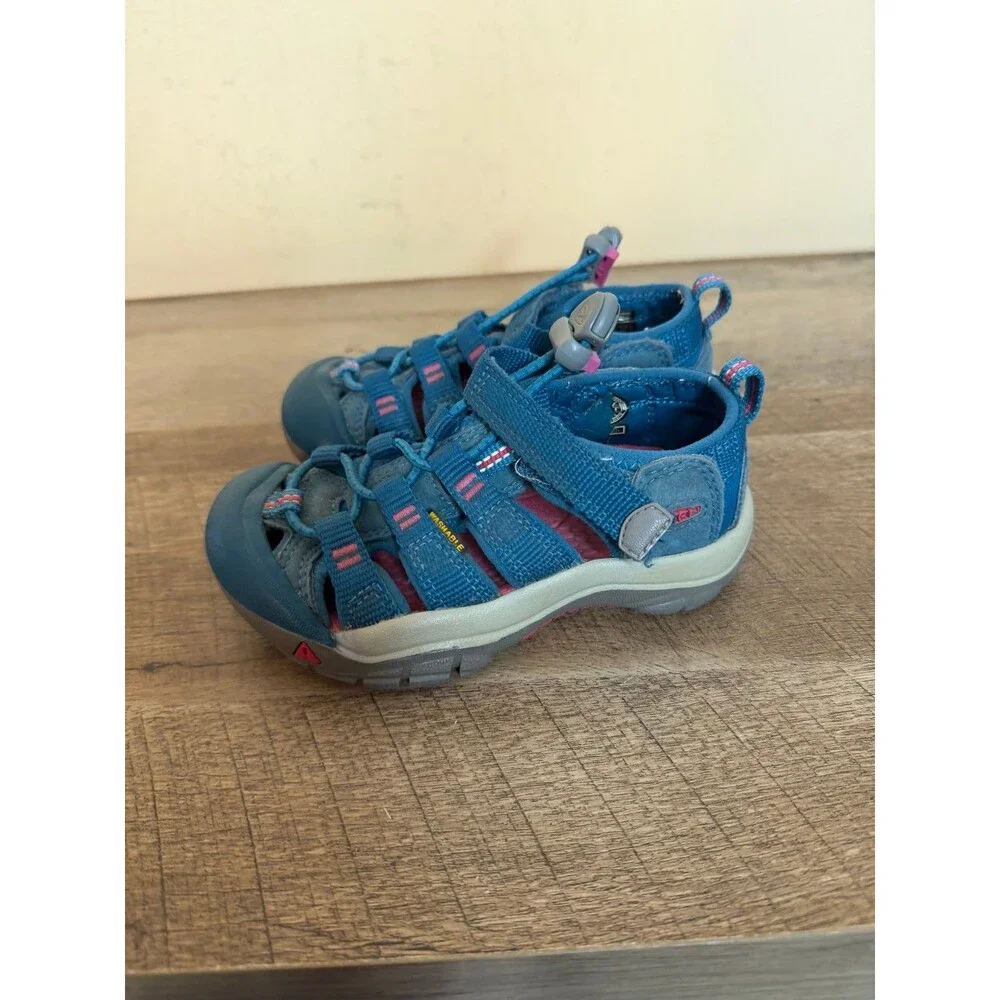 KEEN Newport H2 Kids' Sandals toddler girl size 9 shoes